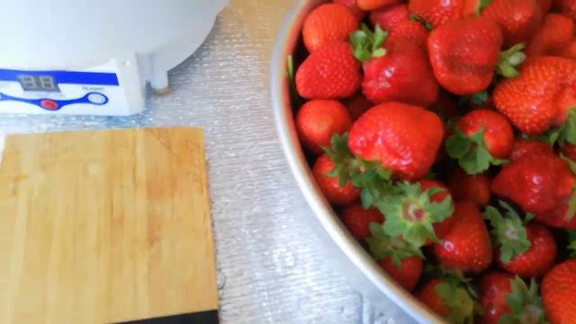 Урожай клубники и заготовки на 15.06.2021