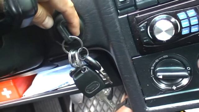 Замена замка зажигания без снятия руля, как доехать домой без замка зажигания  Ауди 80 б4 Audi 80