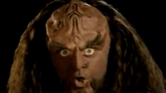 Klingon: Raise shields!-botjan yIchu' смотреть онлайн