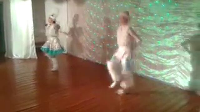 Танец Первый снег смотреть онлайн