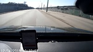 Geely Atlas заезд на квотер и разгон до 100