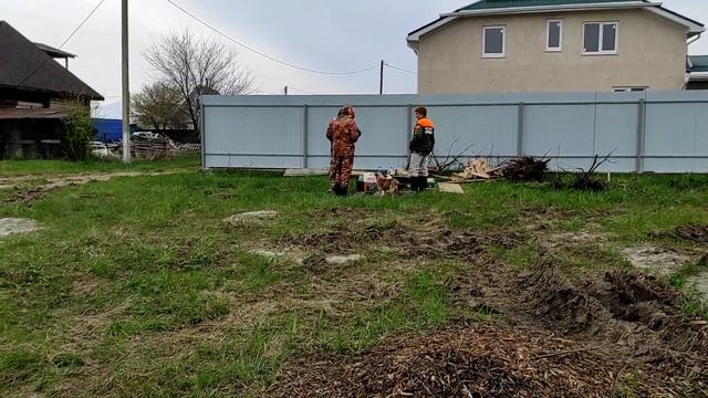 Подготовка основания, арматурные работы и заливка плиты фундамента. смотреть онлайн