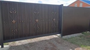 Откатные ворота. Забор своими руками.