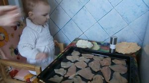 Курица с луком и сыром (Мясо по французски) - Готовим с детьми/ Meat in French - Cooking with kids