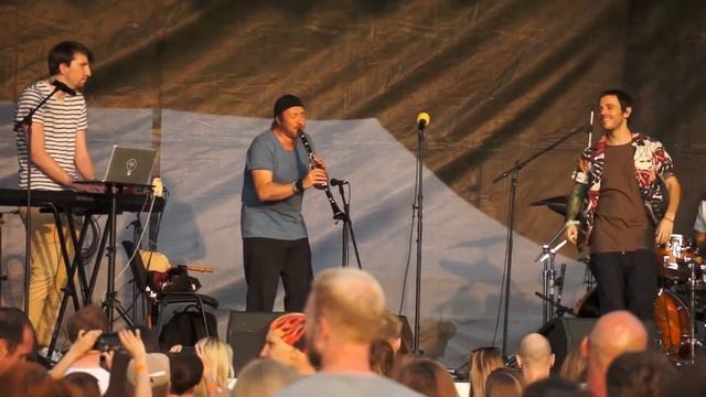 Sunsay - Wind Song (Live) смотреть онлайн