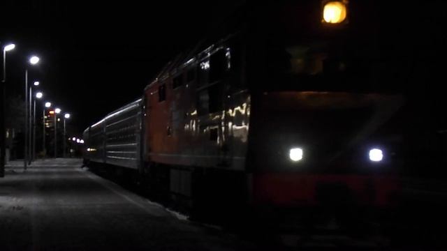 Пассажирский тепловоз ТЭП70БС-082 поездом №601 Полоцк - Гомель. смотреть онлайн