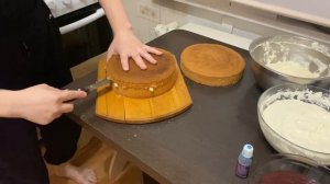 Печём вкусный бисквитный торт /малышу 6 месяцев???