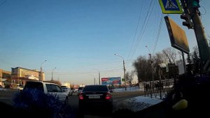 На электроскутере Зимой