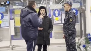 САМЫЙ ЖЕСТКИЙ ПРАНК В РОССИИ ПОШЕЛ НЕ ПО ПЛАНУ! / ПРАНК ОХРАННИКОВ / НАДЕЛ НАРУЧНИКИ НА ПОКУПАТЕЛЯ