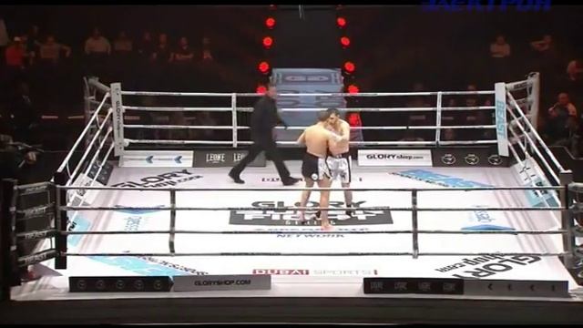 Кикбоксер Анатолий МОИСЕЕВ проведет очередной бой на профессиональном ринге в рамках турнира W5. смотреть онлайн