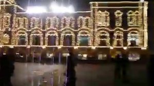 Евреи танцуют на красной площади.The Jews are dancing on the Red Square.