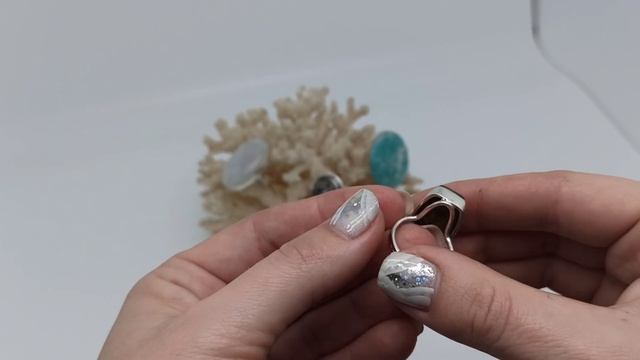Серебряные кольца с натуральными камнями (55)