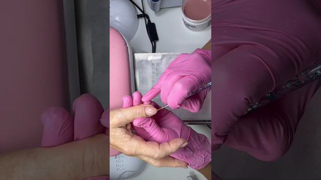 Коррекция ногтей за 60 сек