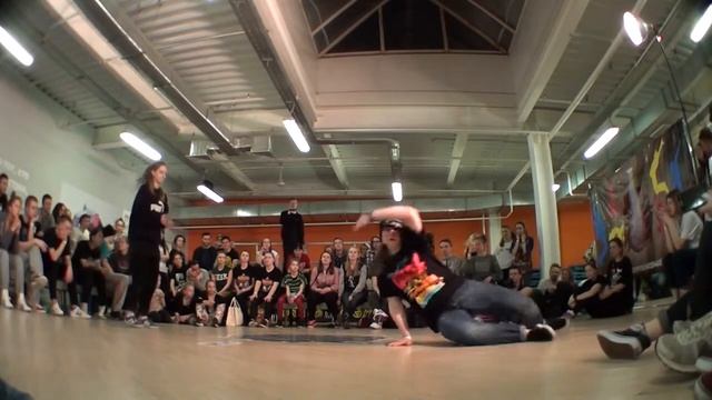 NOGI v RUKI 7xHipHopPro 1/2 Архипова Маша vs Вафля смотреть онлайн