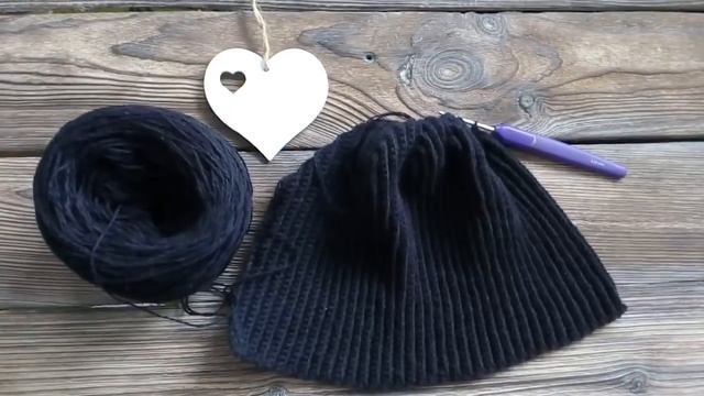 МУЖСКАЯ ШАПКА КРЮЧКОМ//ОБЗОР//Бобинная пряжа// Шерсть яка, шерсть мериноса. смотреть онлайн