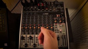 Review Behringer X1622USB (Effets, interface audio, compresseur ...)