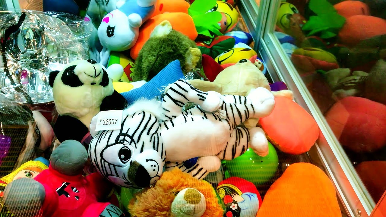 СИМВОЛ ГОДА ТИГР в Аппарате хватайка! Крутая загрузка! Пустой автовокзал! смотреть онлайн