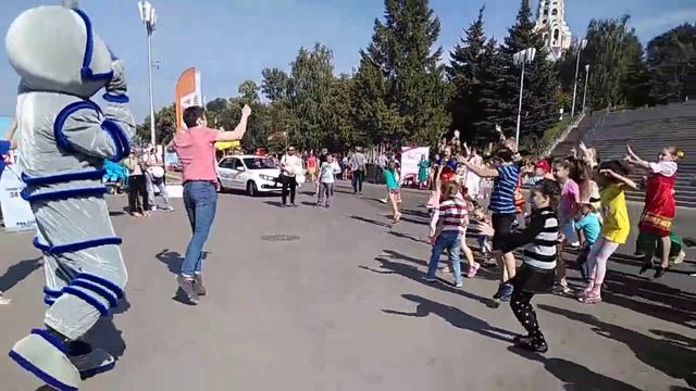 Праздник день города, Самара! Аниматоры просто супер!!!
