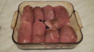 Свиные рулетики с черносливом и сыром
