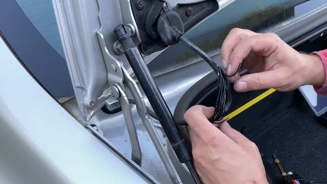 VOLVO S80 II Naprawa Wiązki Klapy Bagażnika