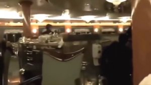 Смотрите, что творится на круизном лайнере во время шторма