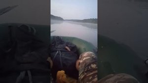 Процесс оснастка ловли в проводку с лодки
