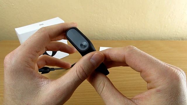 Recenze a test Xiaomi Mi Band 2 | Testado.cz смотреть онлайн