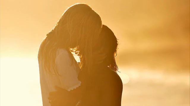 Loc Dog - Тише тише это сердце моё бьётся смотреть онлайн