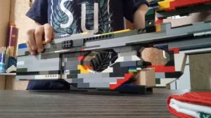 делаю обзор на FN p90 из лего