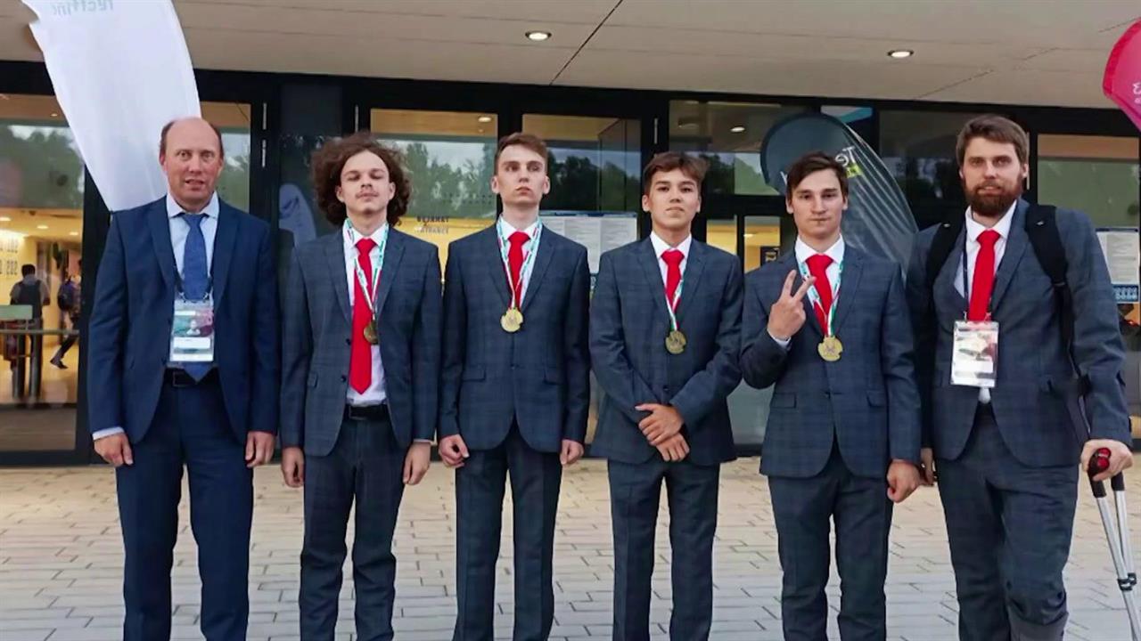 Российские школьники триумфально выступили на Международной олимпиаде по информатике