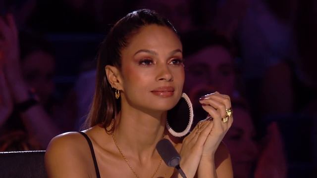 Dust in the Wind stun with beautiful acrobatics | Auditions | BGT 2019 смотреть онлайн