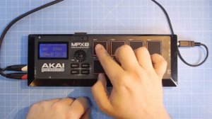 ? AKAI MPX8 Mobile SD Sample Player