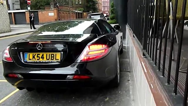 Black Mercedes SLR MCLAREN Start up and Drive off смотреть онлайн
