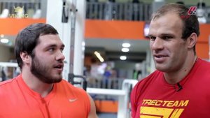 ТЕЛУ ВРЕМЯ! Андрей Скоромный и Денис Цыпленков  Тренировка рук армрестлера!
