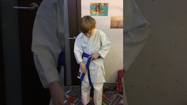 Как завязать пояс каратэ смотреть онлайн