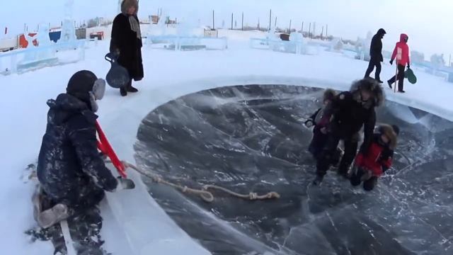 Ледовый городок "Северное сияние" // Якутск, февраль 2020 смотреть онлайн