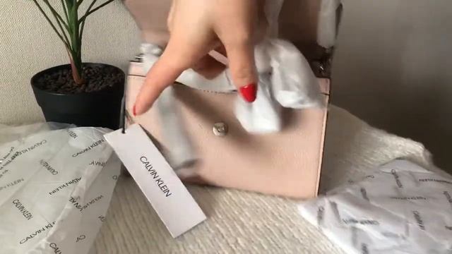 Женская сумка Calvin Klein оригинал смотреть онлайн