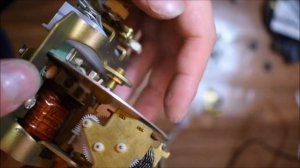 Устройство индукционного счетчика на токах Фуко.
