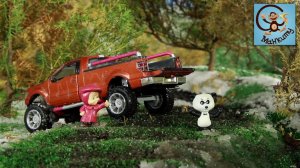 Мультик про Машинки - Маша устроила Офф-роад тест для своей машины. МанкиМульт