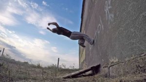 Как научиться "Волфлип с двух шагов" за одну тренировку (Two-Step WallFlip Tutorial)