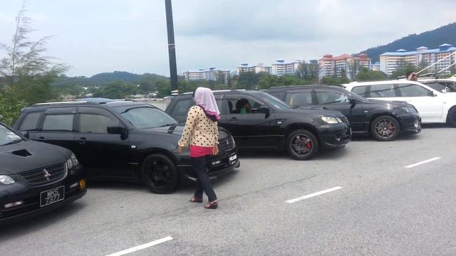 airtrek revolution( teluk batik).mp4 смотреть онлайн