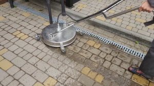 Очистка плитки от мха и грязи