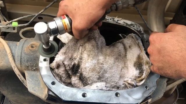 Ford F-150 Rear Differential Service (Tips and Tricks) смотреть онлайн