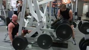Архив. Yury Spasokukotsky - LEG PRESS 1500 pounds