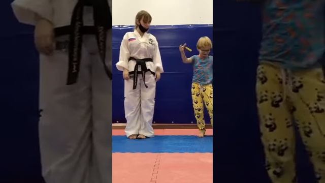 Осваиваем скакалку с детьми смотреть онлайн