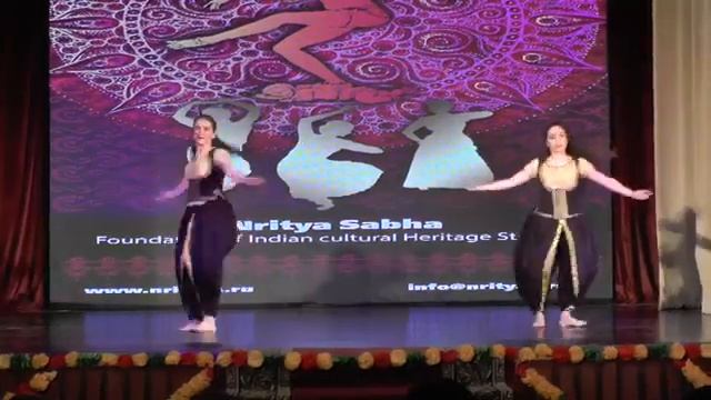 Индийские танцы на праздник в Москве | bravomos.ru смотреть онлайн