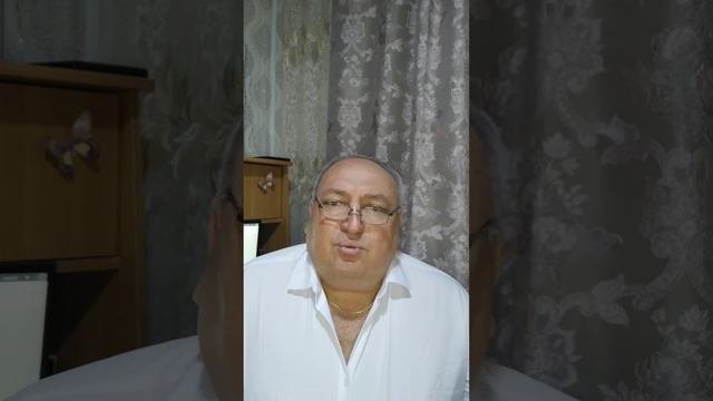 Итоги недели и напоминание про важность актуальных реквизитов.