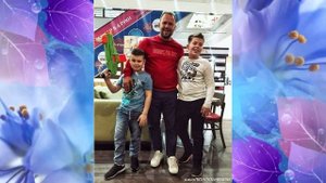 ДУШИ НЕ ЧАЕТ! НАСТОЯЩИЕ КРАСАВЧИКИ! Как выглядят три сына известного актера Кирилла Плетнева?