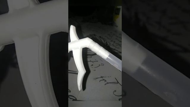 Монтажная пена, сломана часть трубочки смотреть онлайн