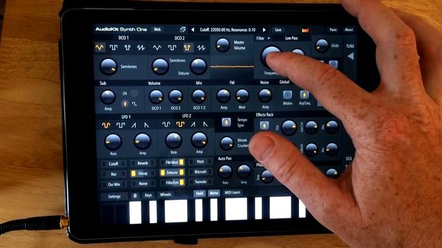 SYNTH ONE AppJam - Making Music with a Free Synth